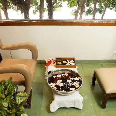 Отель Naad Wellness Сонипат Экстерьер фото